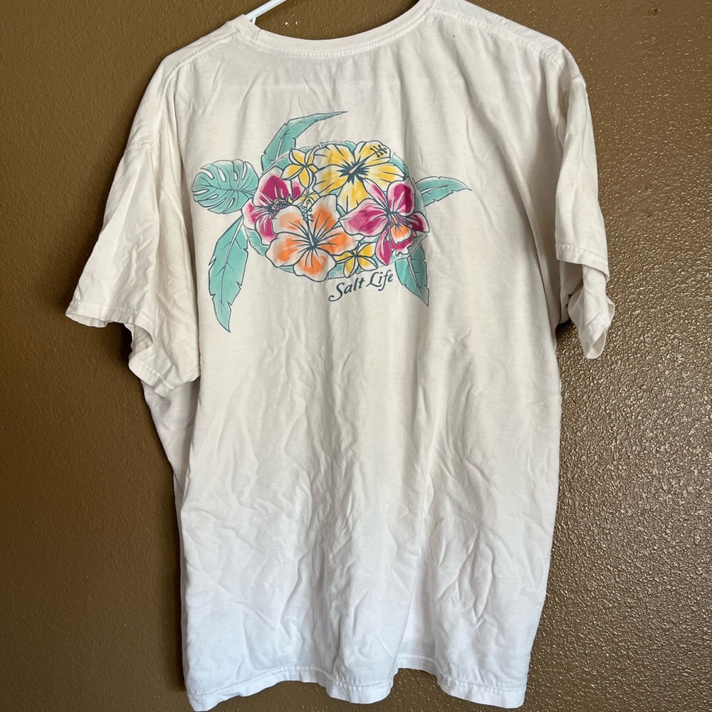 Salt Life tee shirt